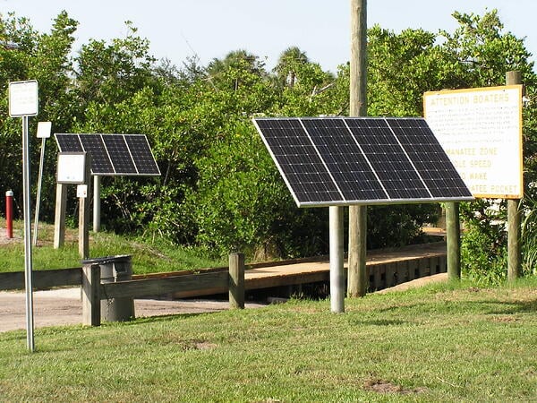Solar Dock Lights: Forgotten Commercial Solar Lights