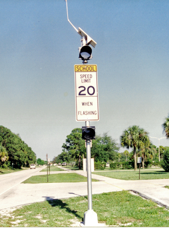Solar School Zone Flashing Beacon