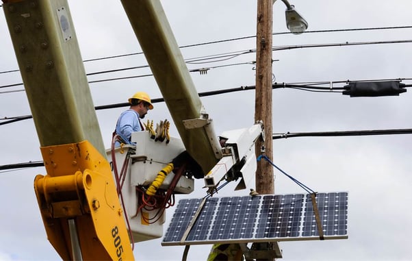 Solar_Street_Light_Retrofit_Grid_Intertie