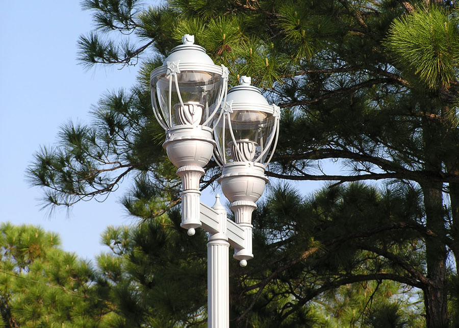 Salerno Solar LED Lamp Post Light Fixtures