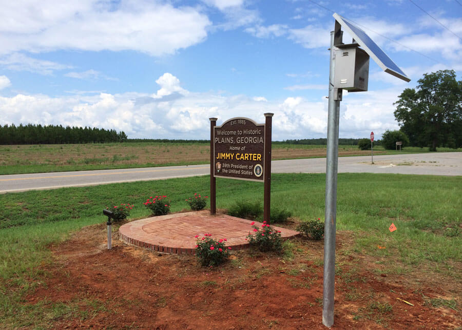 Jimmy Carter Small Directional Solar Sign Light