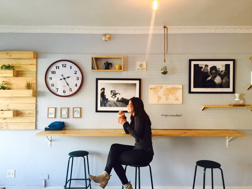 Lady in Cafe