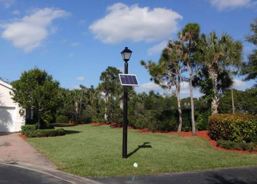 Willoughby Coach Decorative Solar Pathway Lighting