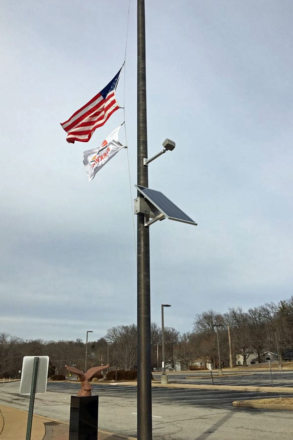 Parkway HS Solar Flag Light