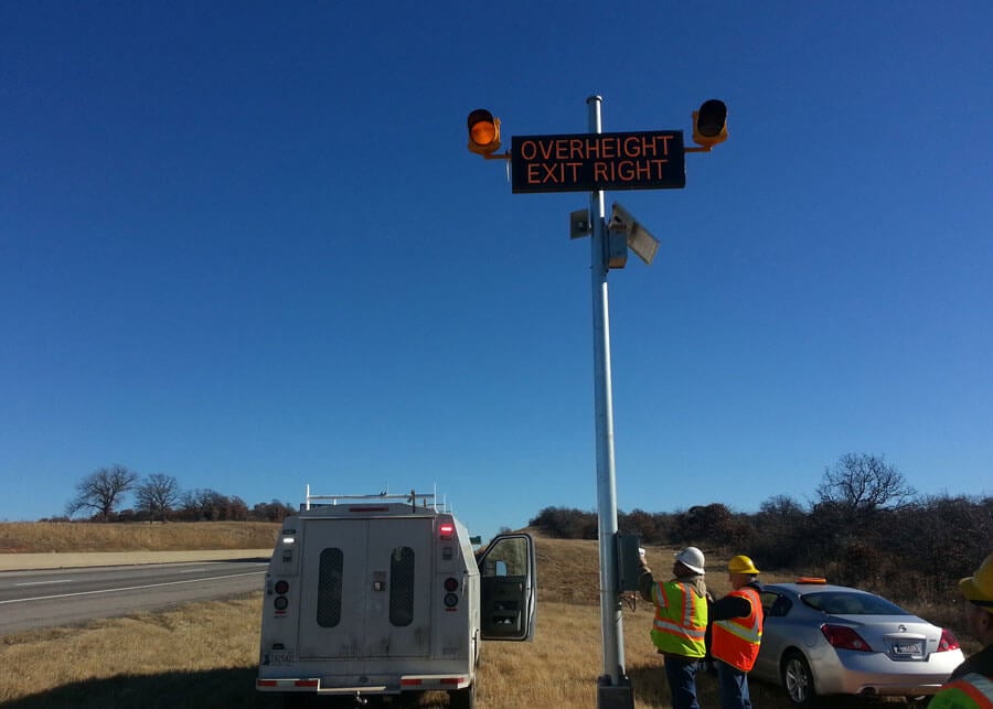 Vehicle Overheight Detection Solar Warning Flasher Lights