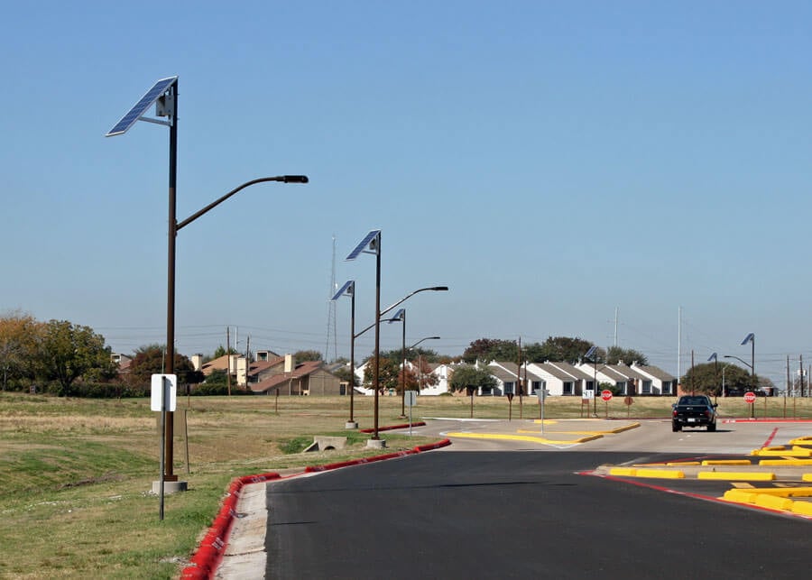 Dallas Community College Solar LED Campus Roadway Lighting