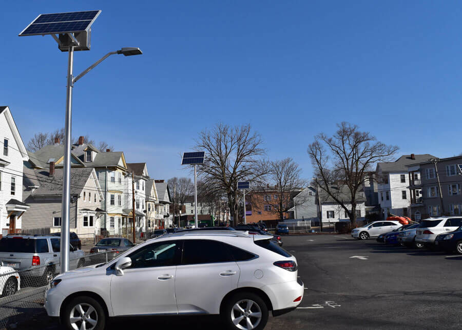 Lawrence MA SolarViper Solar LED Parking Lot Lighting Systems